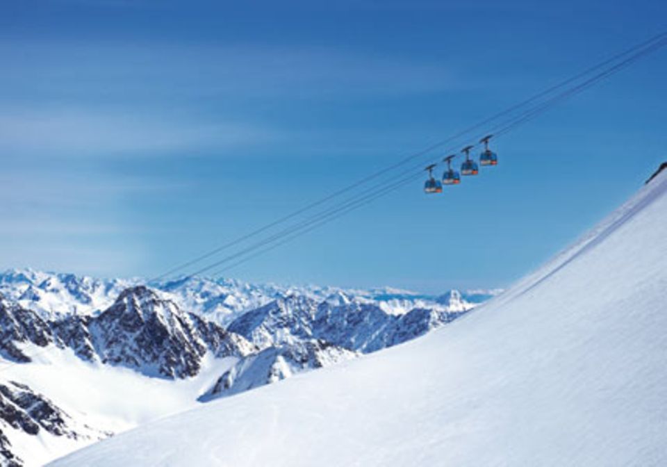 Und ab die Post: Purer Ski-Spaß wartet am Pitztaler Gletscher in Tirol.