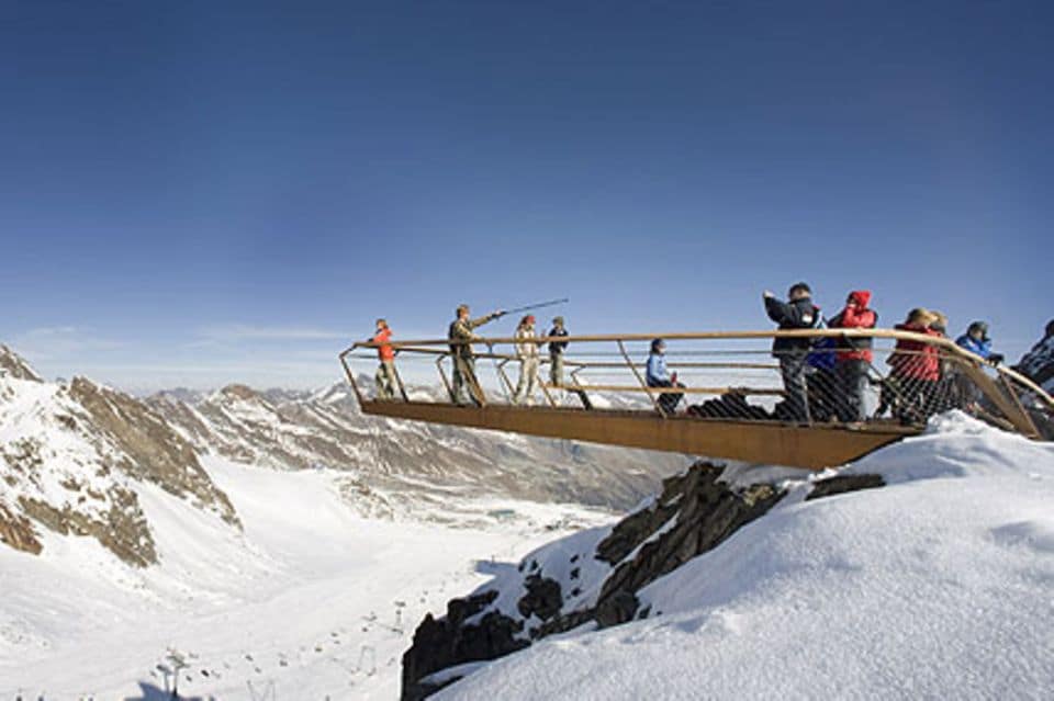 Die Gipfelplattform "Top of Tyrol" befindet sich in 3210 Metern Höhe.