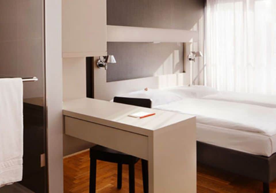 Stilvoll und puristisch sind die Zimmer im Hotel Amano in Berlin eingerichtet.
