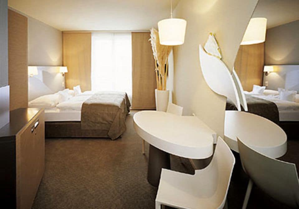Schöne, modern eingerichtete Zimmer bietet das "Hotel Yasmin" in Prag .