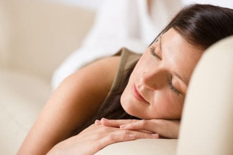 Im Schlaf regelt sich viele von selbst - auch die Entgiftung.
