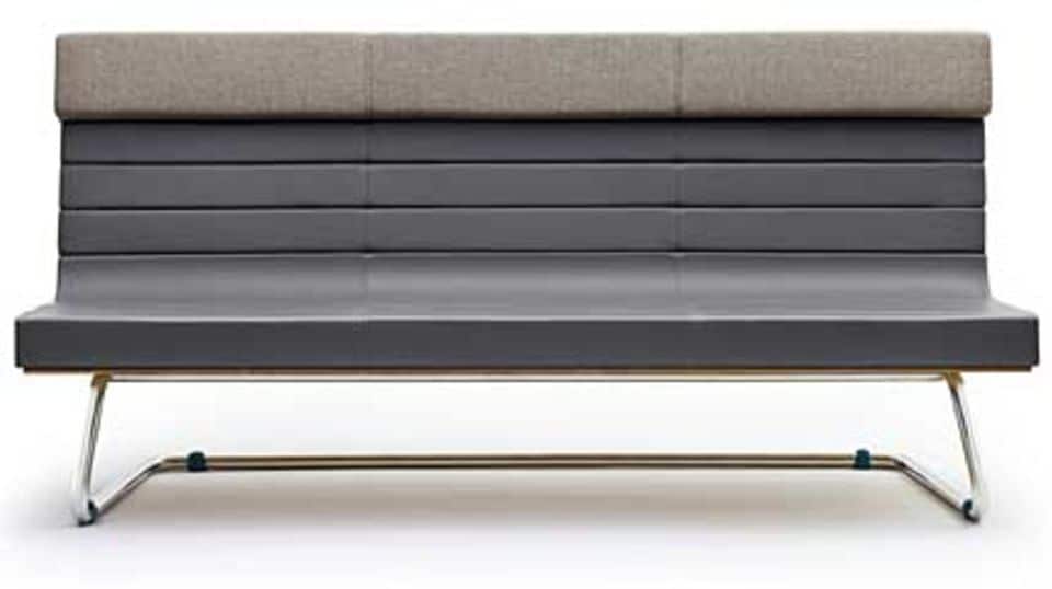 Sofa "FS2100" von Supergrau: von vorn stylish und kühl ...