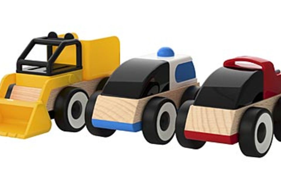 Fertig zusammengesteckt: das Sport-Polizei-Bagger-Laster-Auto. Foto: Ikea