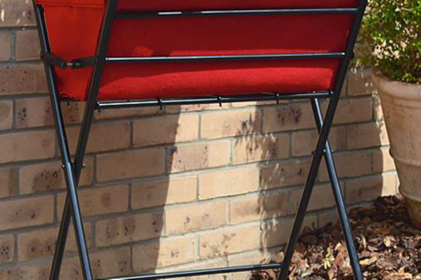 Hochbeet bauen und bepflanzen: So geht&rsquo;s - [LIVING AT HOME]