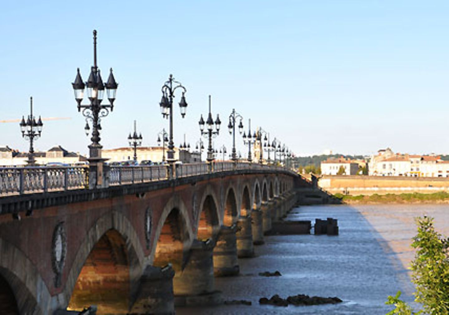 pont_de_pierre