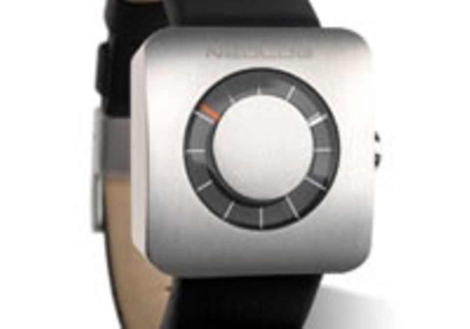 Leben: Zeitlos schöner Zeitmesser:  		Armbanduhr "QC Classic"