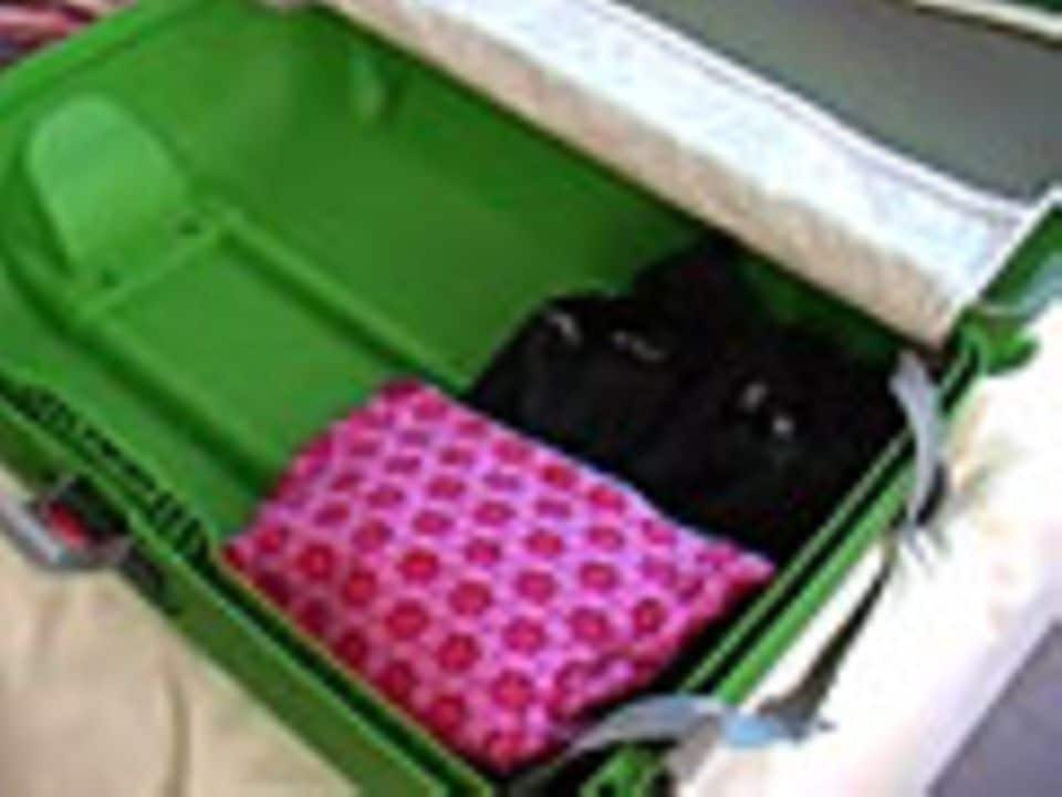 Video: Profi-Tipps zum Koffer packen