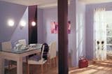 SCHÖNER WOHNEN Trendfarbe: Lavendel (Wände), Aubergine (Säulen)