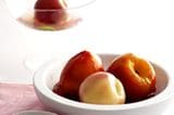 Rezept: Gedünstete Pfirsiche mit Lorbeer und Minze