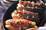 Rezept: Hot Dogs mit Mandeln und Röstzwiebeln