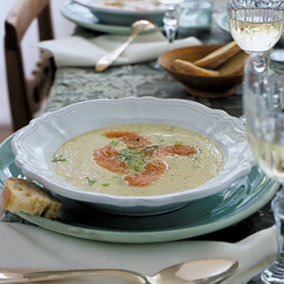 Kartoffel-Fenchel-Cremesuppe mit Lachs Rezept - [LIVING AT HOME]