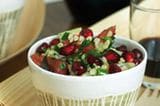 Rezept: Libanon: Bulgursalat mit Sesam-Joghurt-Dip
