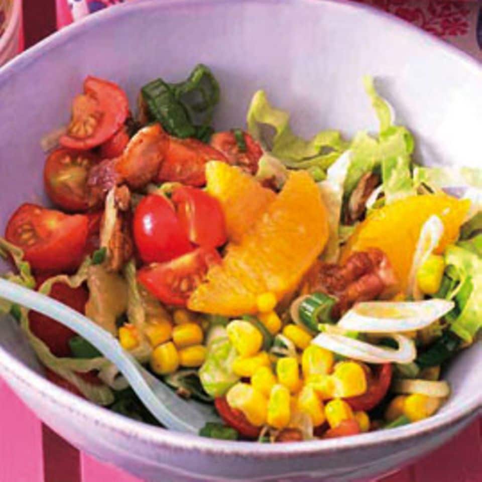 Rezept: Mais-Tomaten-Salat mit Orangen und Bacon