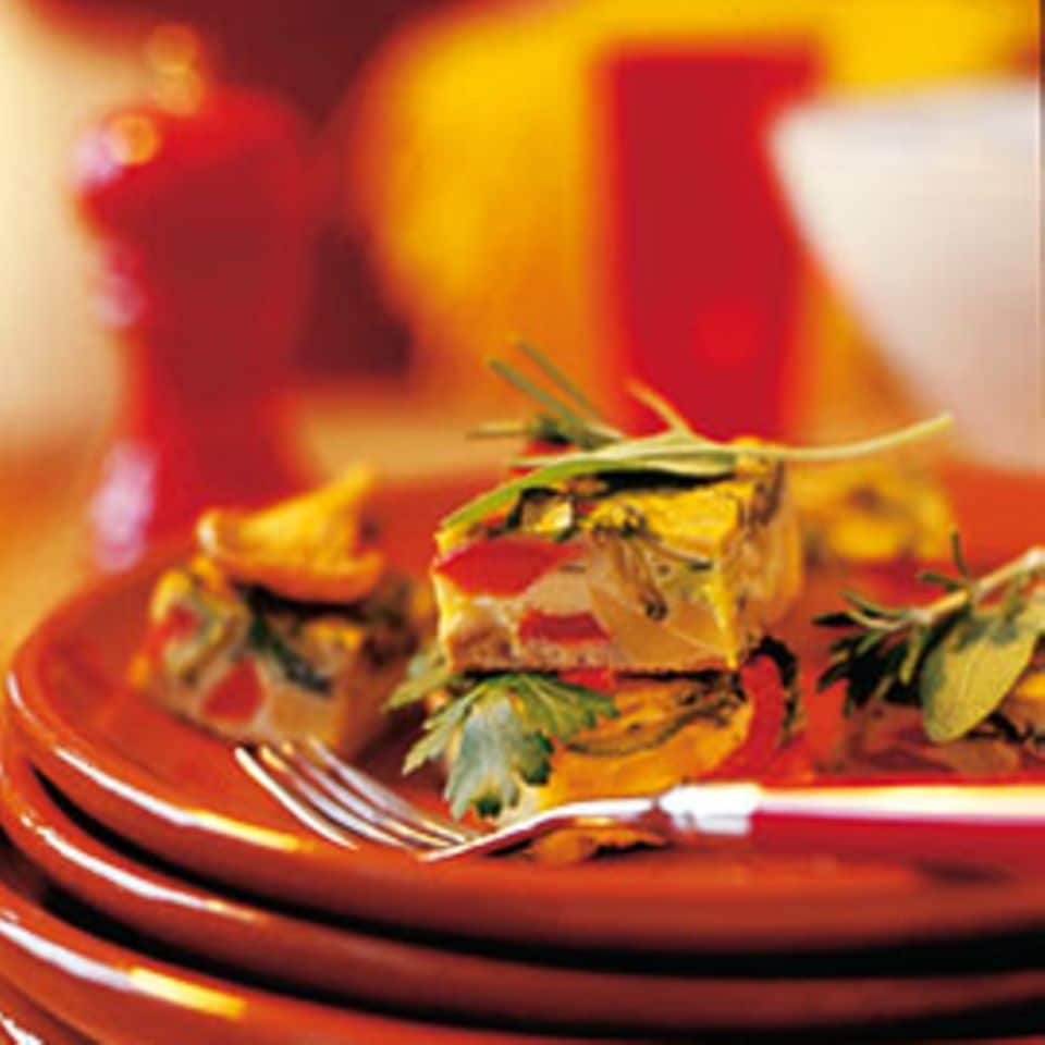 Rezept: Tortilla mit Paprika, Pilzen und Rosmarin