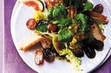 Rezept: Weintrauben-Feigen-Salat mit Ahornsirup und gebratener Perlhuhnbrust