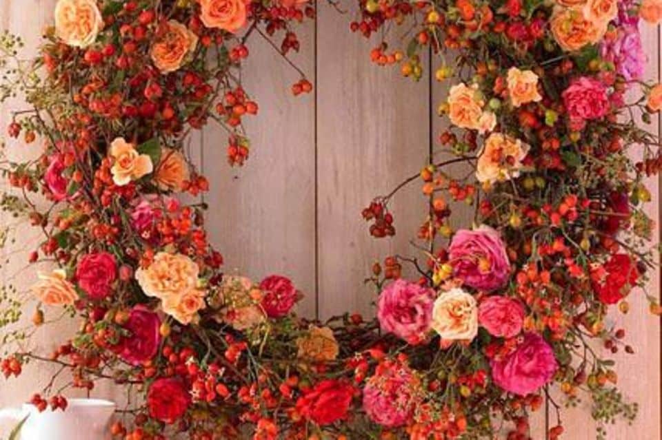 Herbstkranz aus Rosen