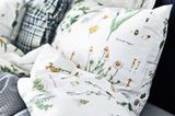 Bettwäsche mit Blumenmuster von Ikea