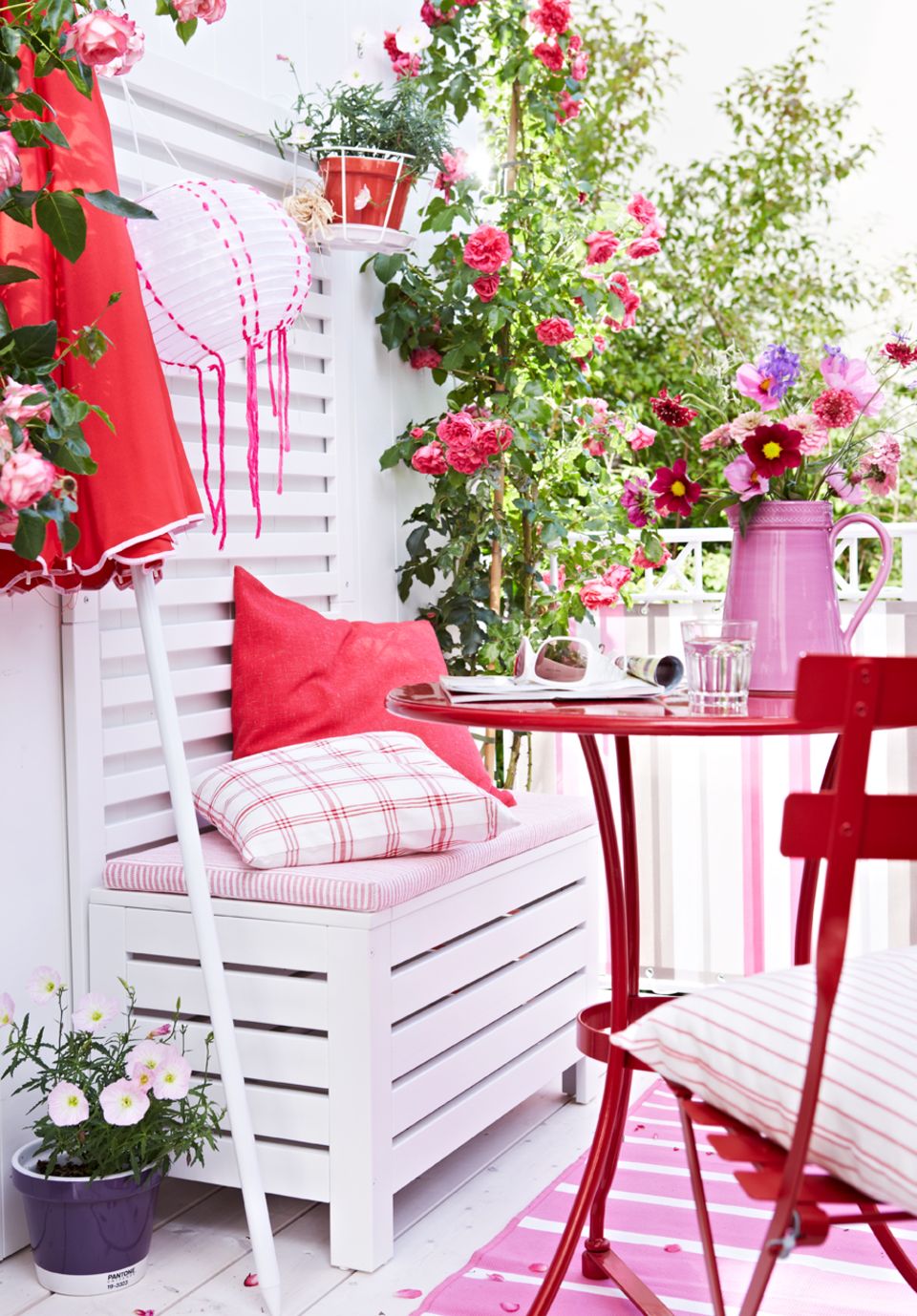 Balkon gestalten Ideen & Tipps für jeden Balkon [LIVING AT HOME]