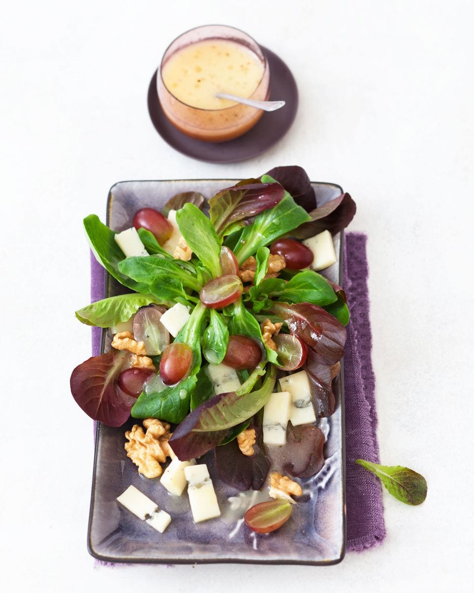 Traubensalat mit Morbier-Käse