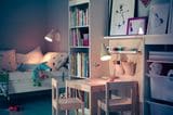 Kindertisch "Lätt" mit Stühlen von Ikea