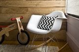 Stuhl “Eames Plastic Armchair RAR “