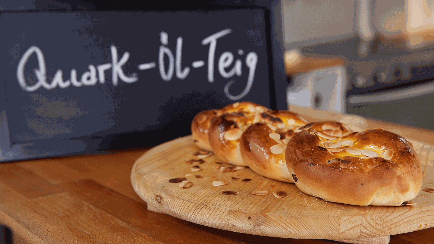 Rezepte für Quark-Öl-Teig &amp; Rosinenzopf - [LIVING AT HOME]
