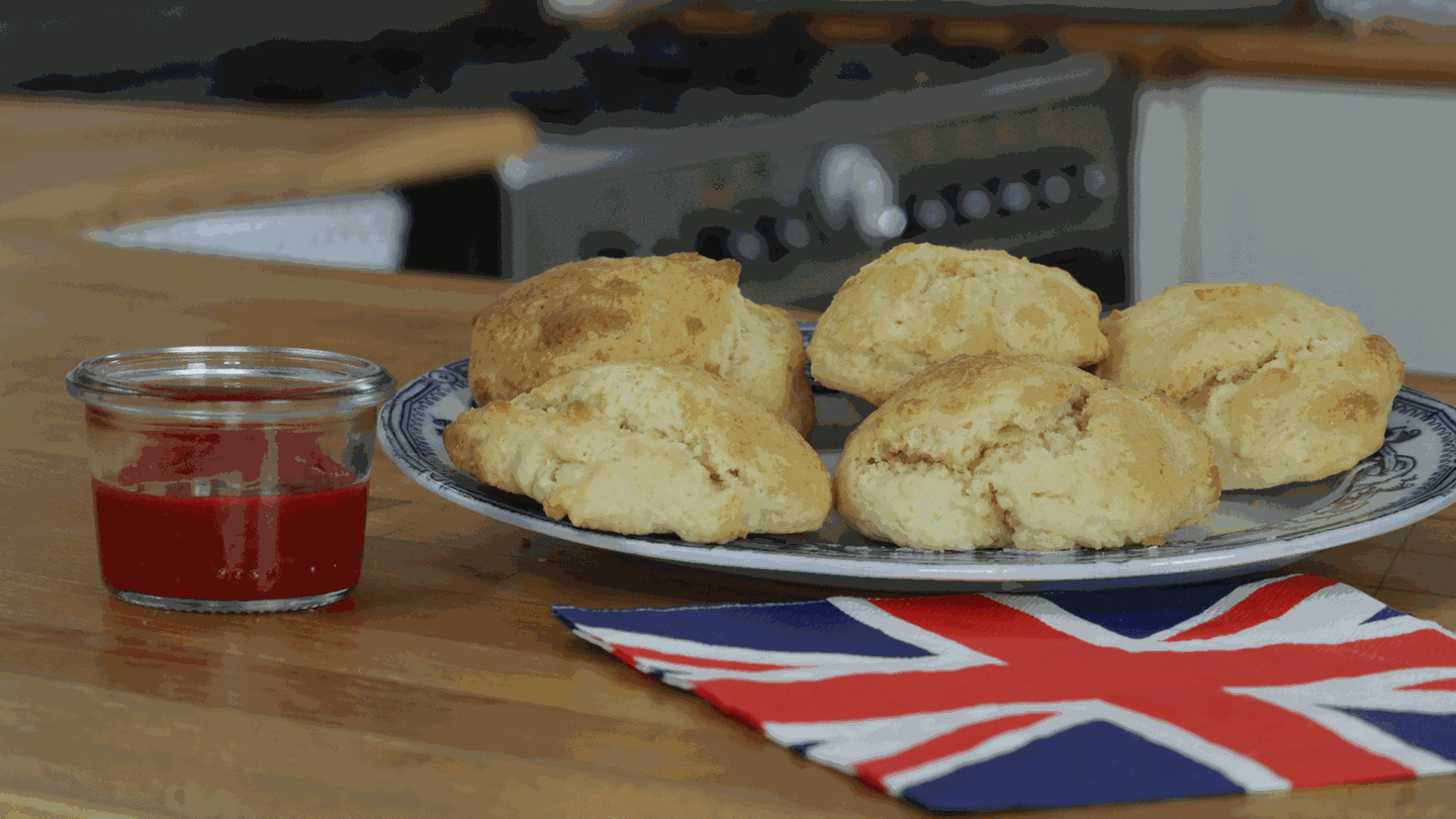 Scones mit Buttermilch - Video - [LIVING AT HOME]