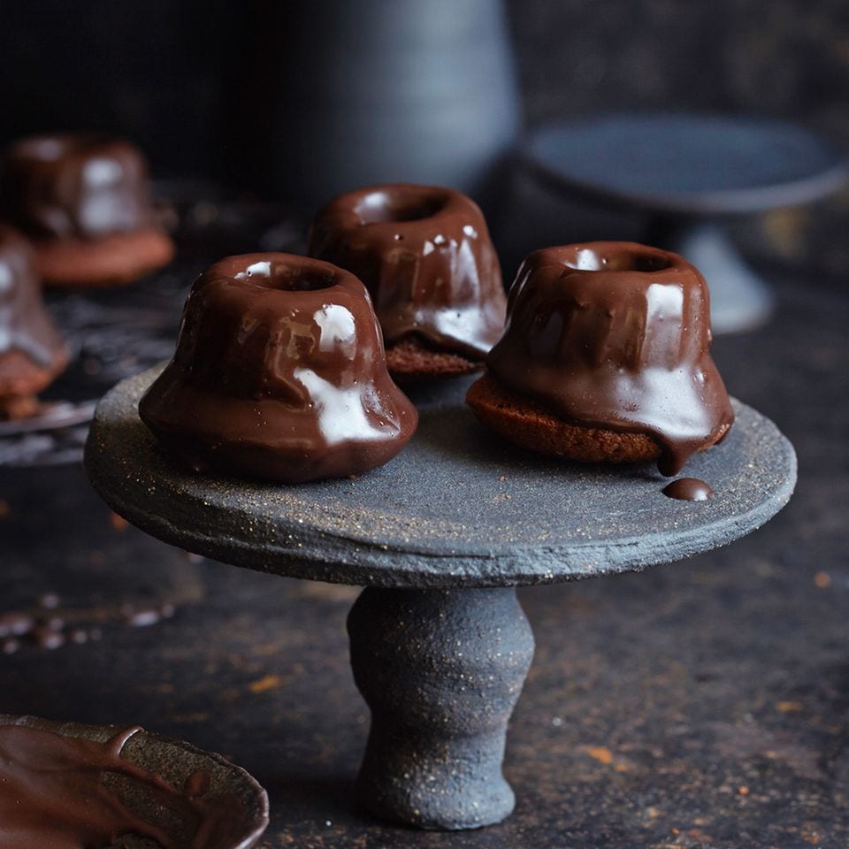 Double-Chocolate-Minigugelhupf