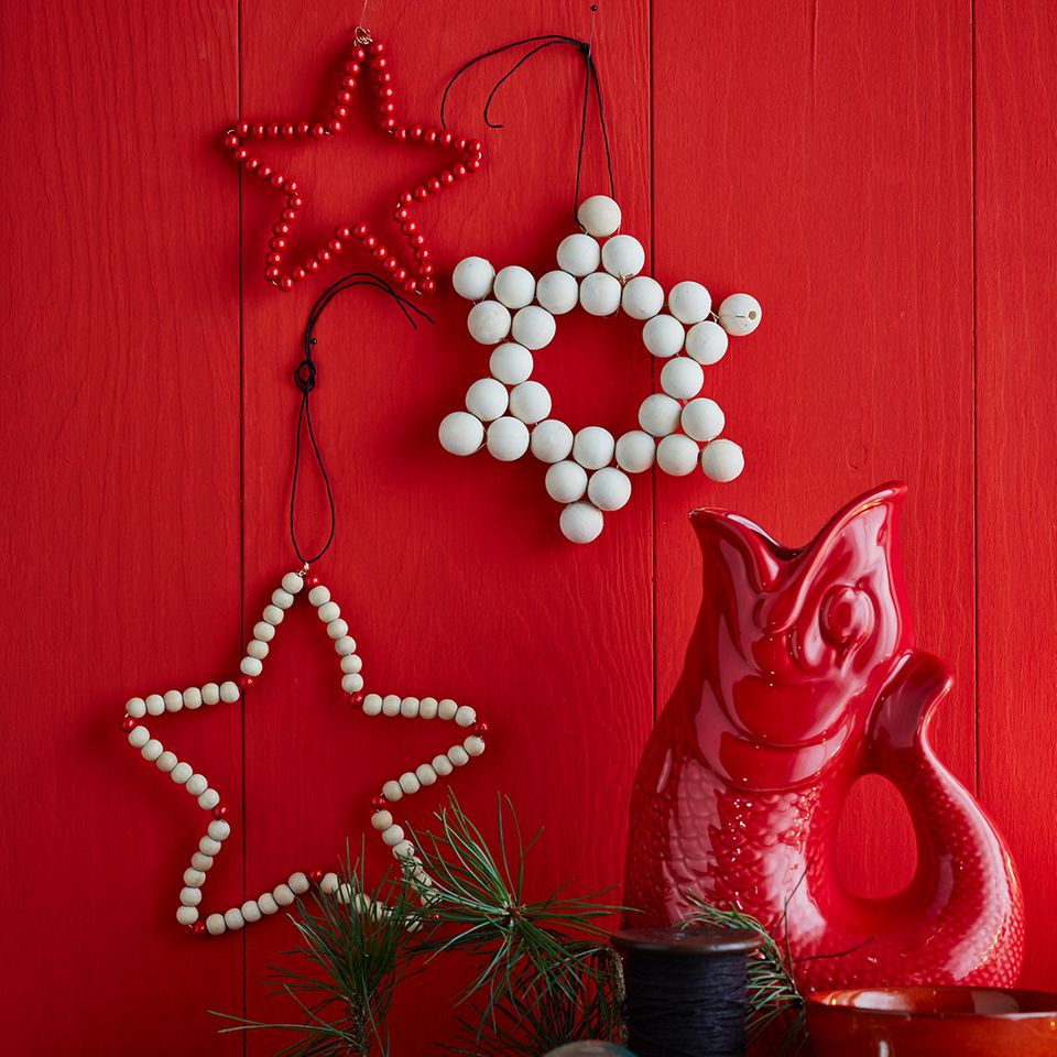 Sterne Aus Draht Und Perlen Basteln Sterne aus Perlen - [LIVING AT HOME]