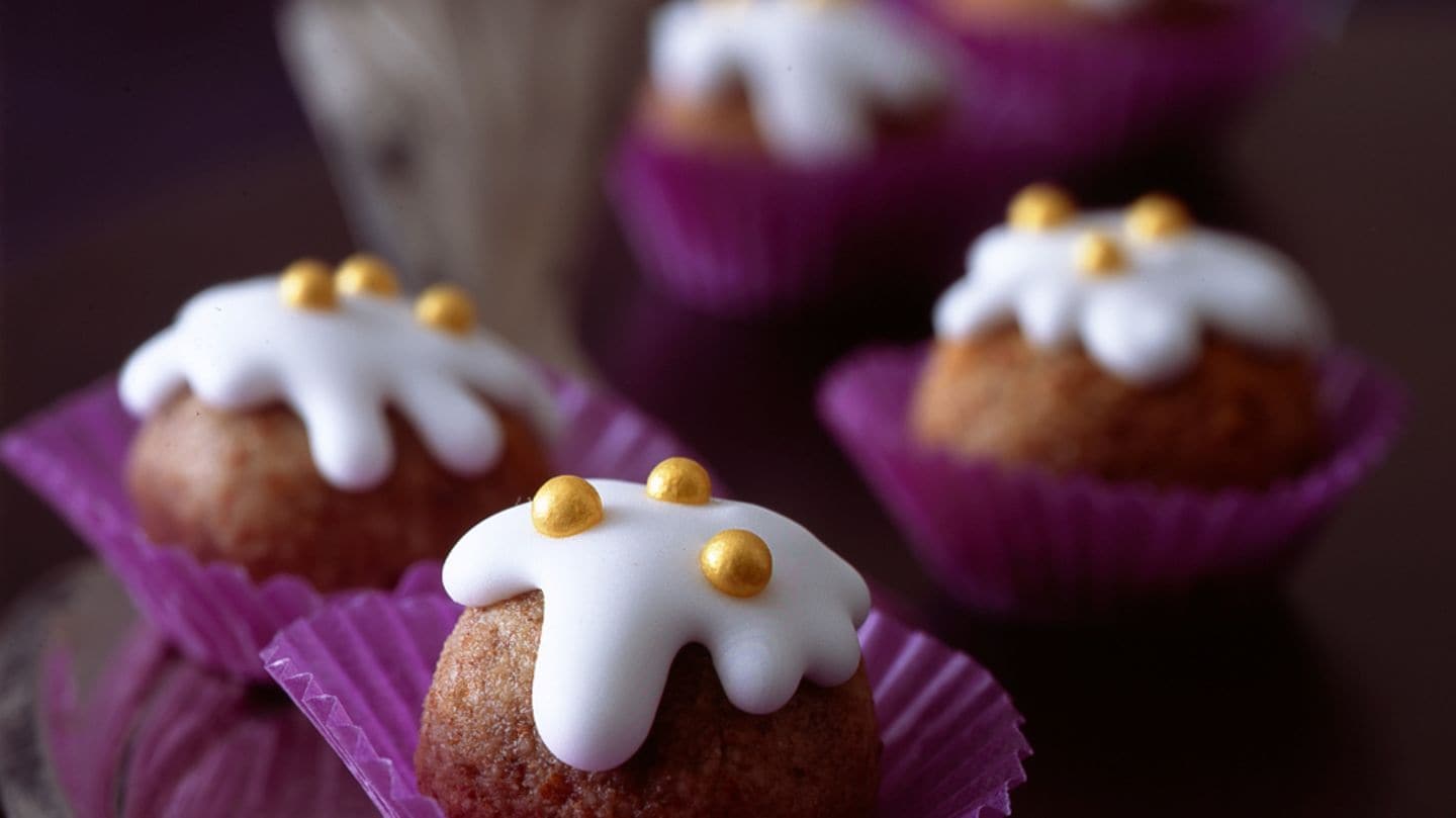 Zimt-Mandel-Kugeln Rezept - [LIVING AT HOME]