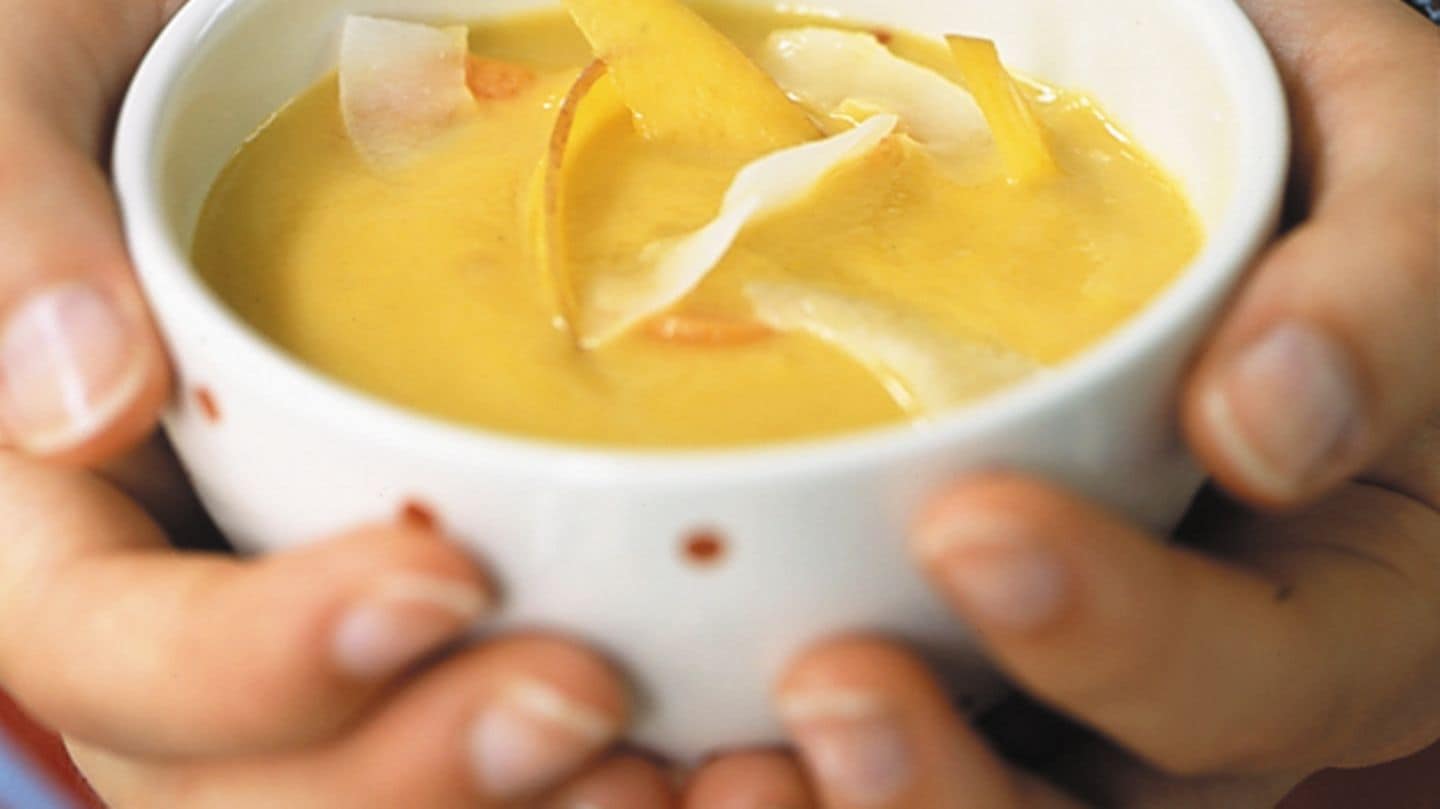 Möhren-Mango-Suppe Rezept - [LIVING AT HOME]