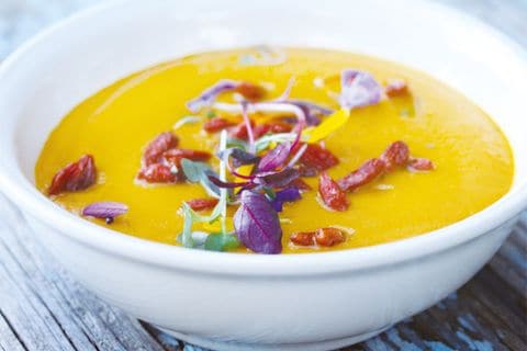 Rezept: Karotten-Yacón-Suppe mit Gojibeeren
