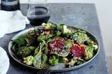 Rezept: Ultimativer Superfood-Salat mit Hanf und Blaubeeren
