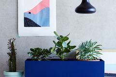 Indoor-Hochbeet in Blau von Ferm Living