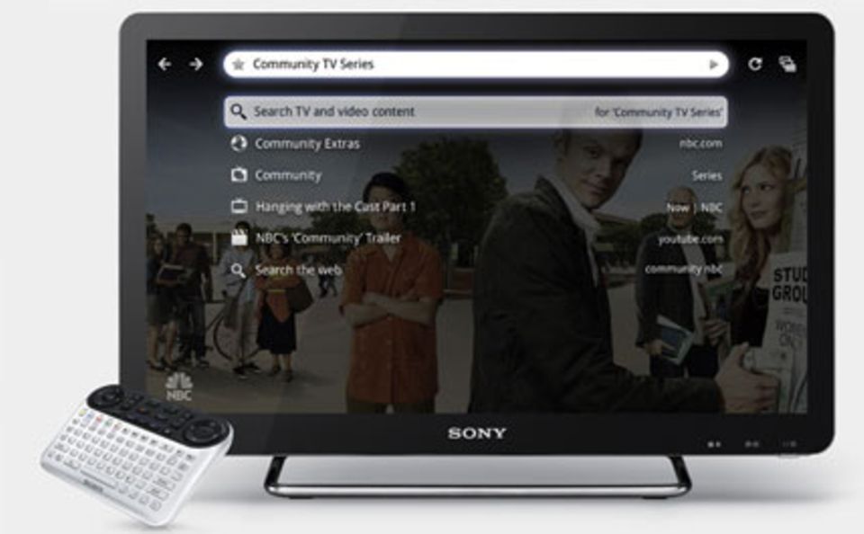 Während des TV-Programms ganz einfach im Internet surfen: Das im Sony Internet TV eingebundene Google TV macht´s möglich