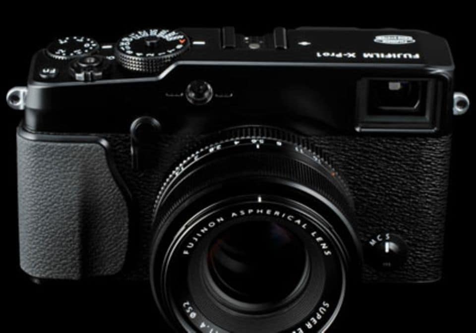 Professionelle Ausstattung, edles Design: Fujis X-Pro 1 richtet sich an Liebhaber und Fotoenthusiasten.