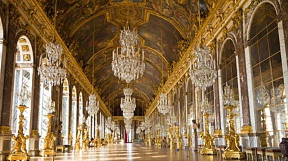 Prunkvoll: die Spiegelhalle im Schloss Versailles