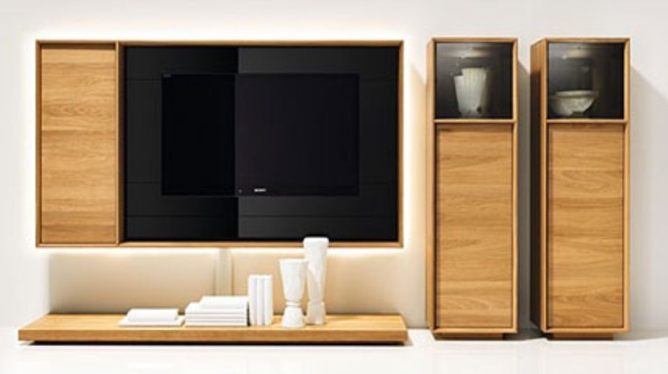Das neue "Lux TV-Element" wurde von Team7-Designer Jacob Strobel entworfen. Foto: Team7
