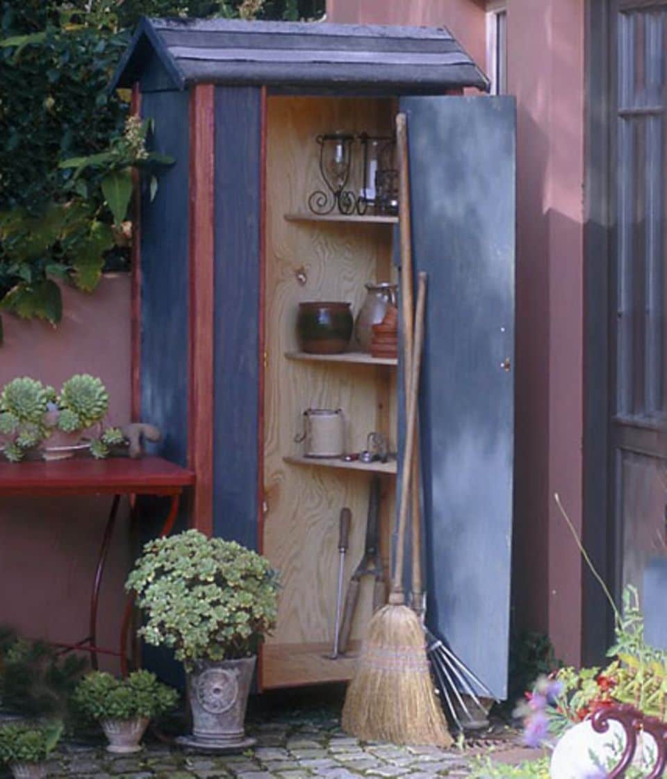 Gartenhaus für wenig Platz: Geräteschränke sind klein, aber überaus praktisch.