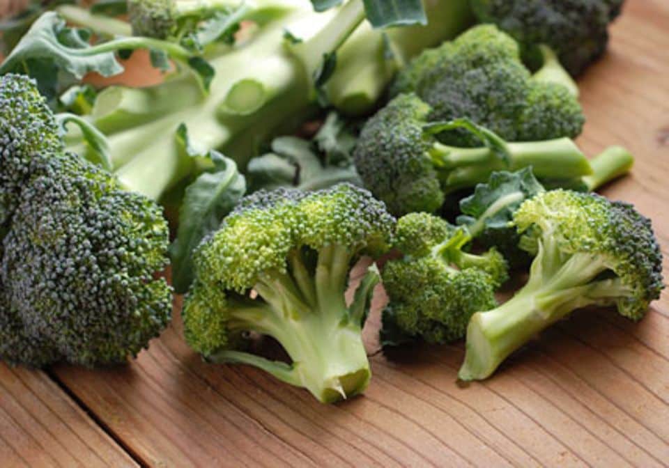 Hier wird nichts verschwendet: Alles vom Brokkoli ist essbar und lecker.
