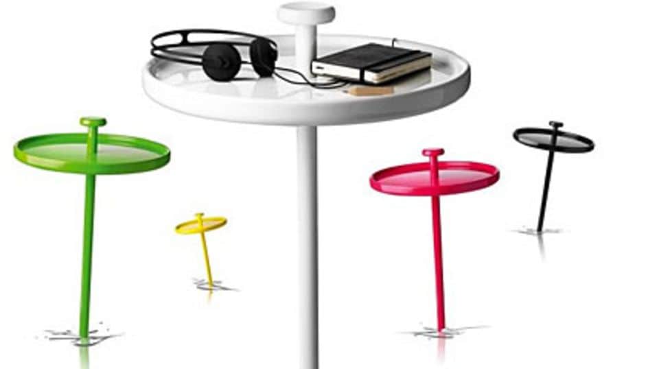 Der "Pin Table" steckt man einfach in den Boden. www.design-3000.de