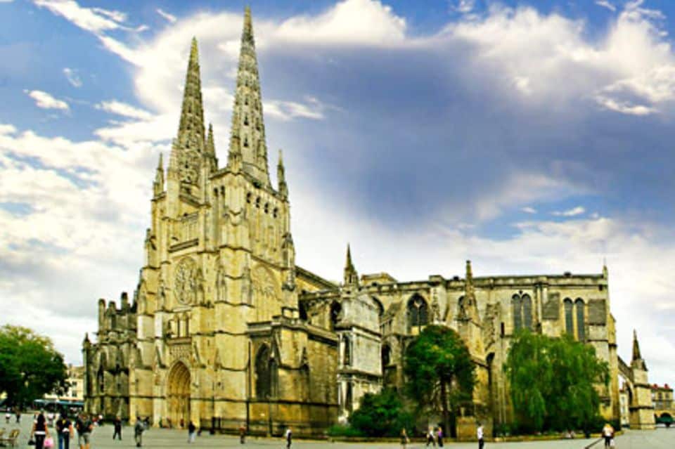 Zieht jedes Jahr viele Jakobsweg-Pilgerer an: die Kathedrale von Bordeaux.