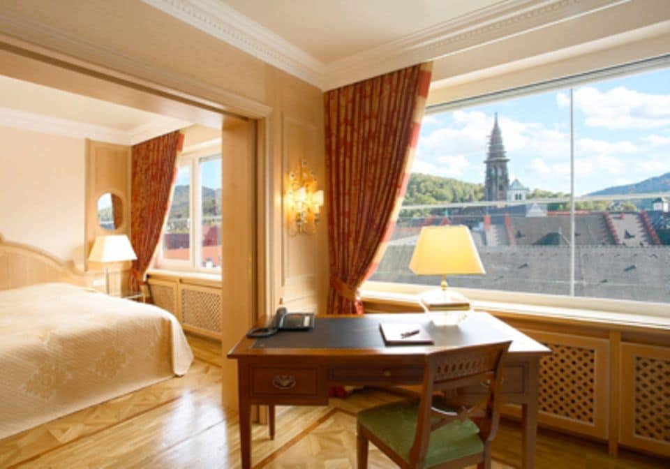 Einen imposanten Ausblick bieten einige Zimmer des "Colombi Hotels".