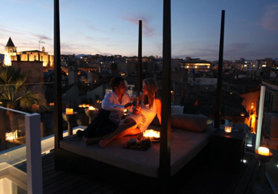 Die Dachterrasse des Puro Oasis Urbano ist ein romantisches Plätzchen
