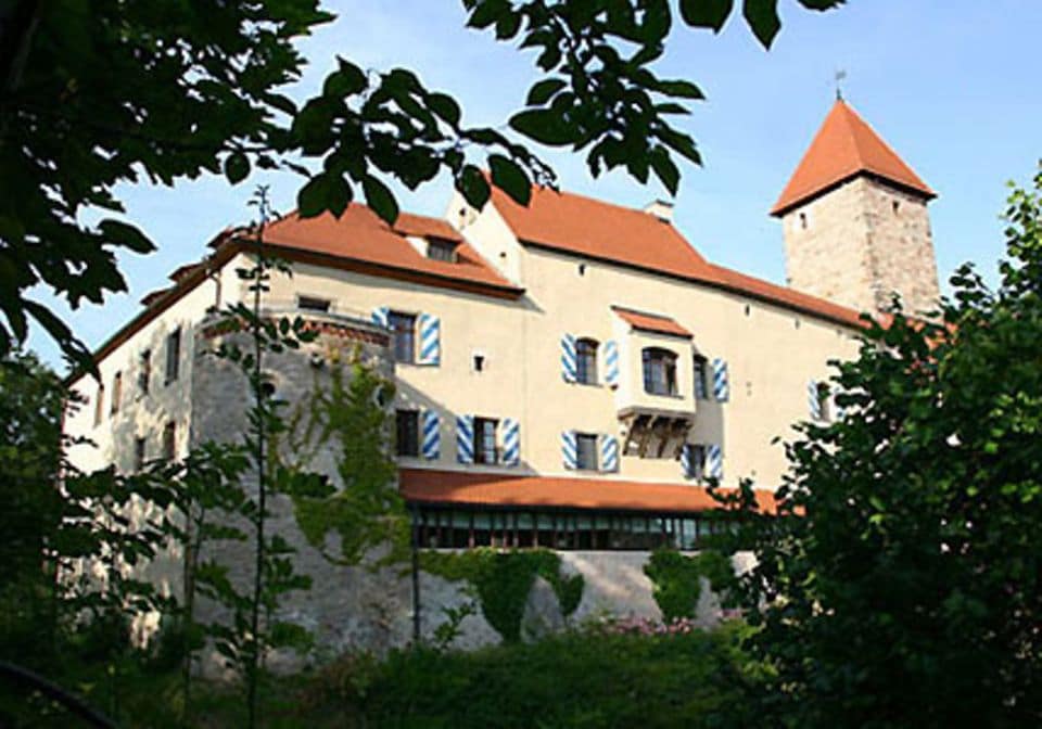 Das Restaurant befindet sich in der Burg Wernberg in der Oberpfalz