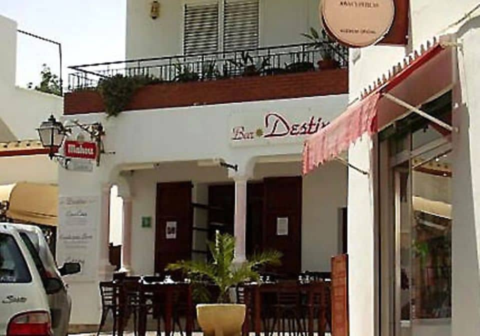 Ibiza/ San José: "Bar Destino", Tapas