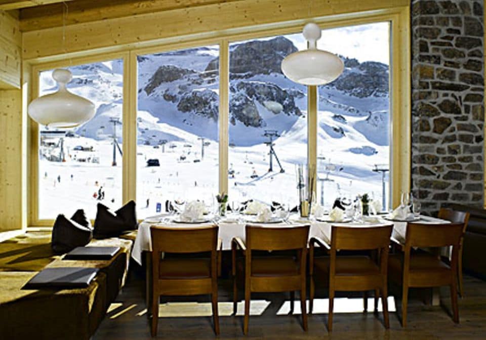 Das Restaurant im ersten Stock des Alpenhauses.