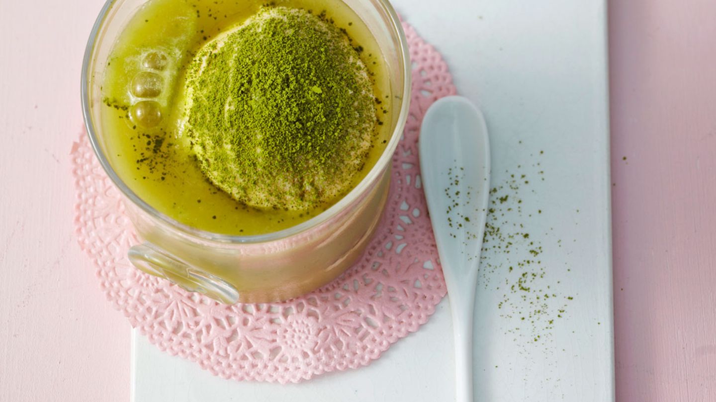 GrünteeEisSmoothie Rezept [LIVING AT HOME]