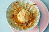 Rezept: Macadamia-Eis im Karamellnest
