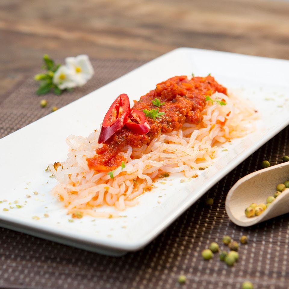 Rezept: Vegane kajnok Spaghetti mit gerösteter Paprika
